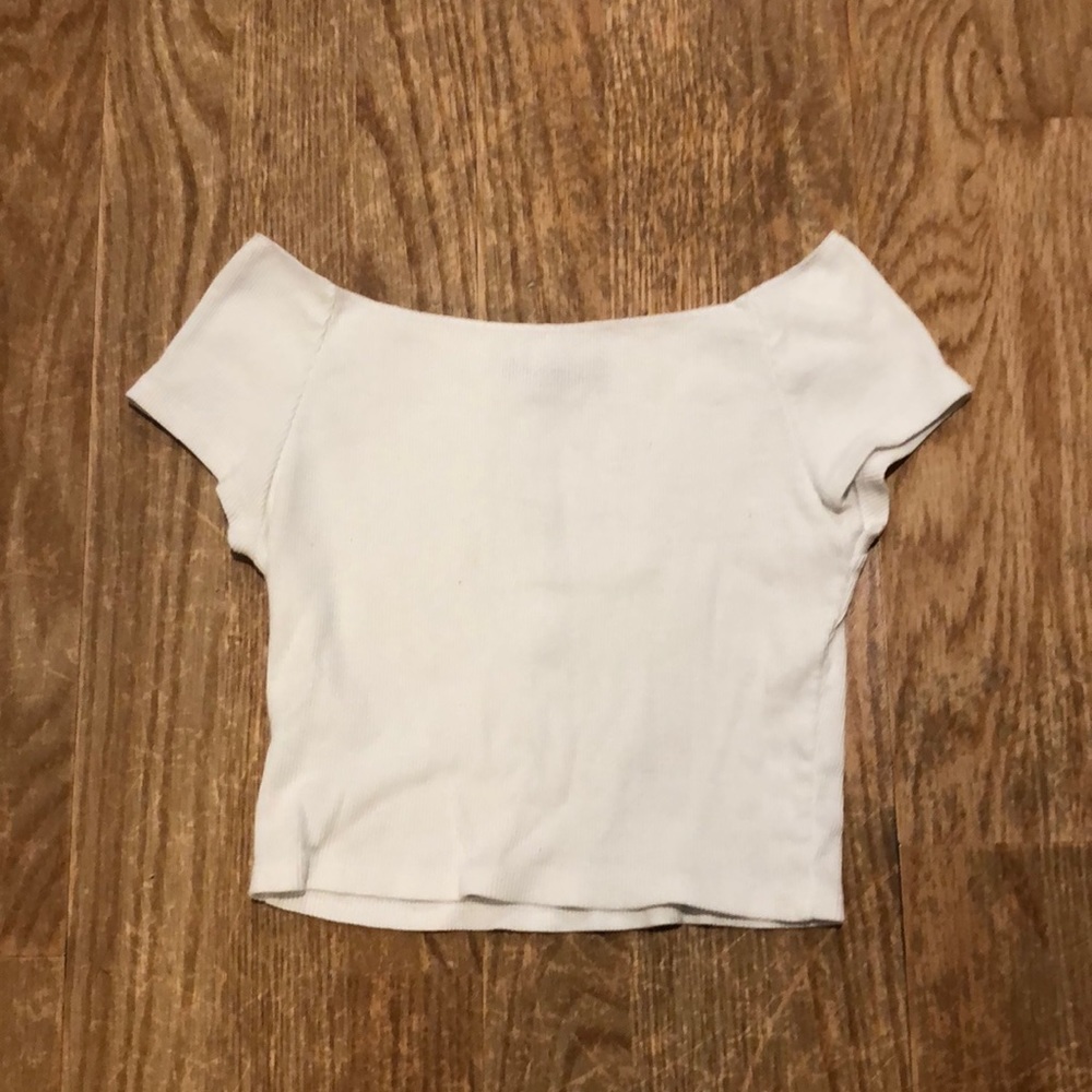 Brandy Melville off the shoulder crop top